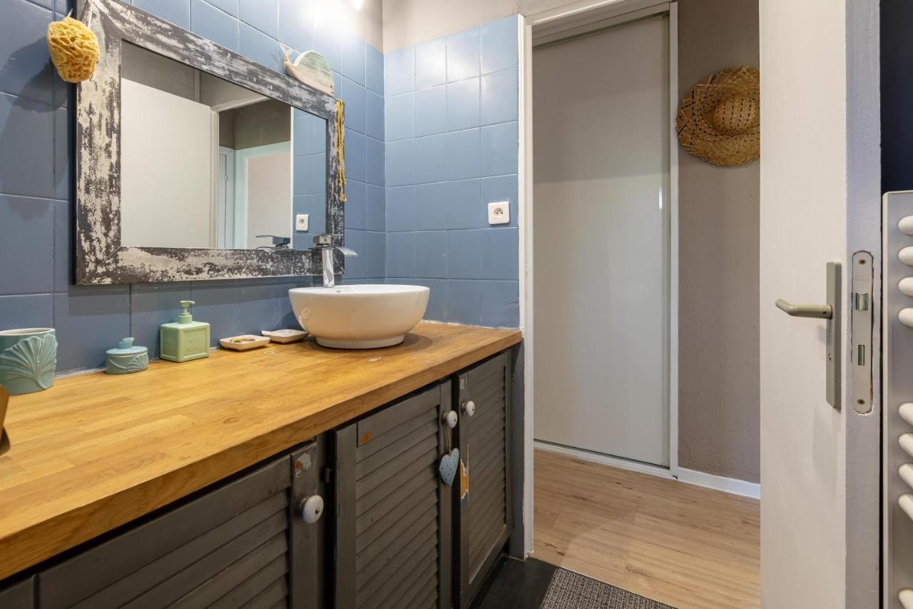 Le Blue Sea - Appt Classe 3 Etoiles A 650M De La Plage Le Lavandou Bagian luar foto